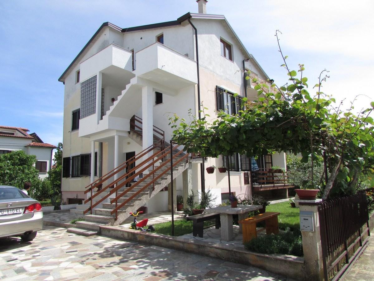 Mirela House With Apartment Umag Bagian luar foto